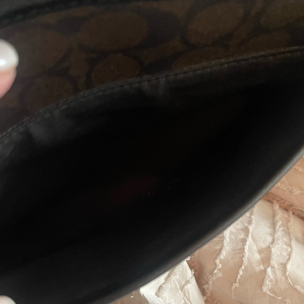 Coach Black and Brown Signature Bag leather crossbody in great condition - Picture 5 of 16